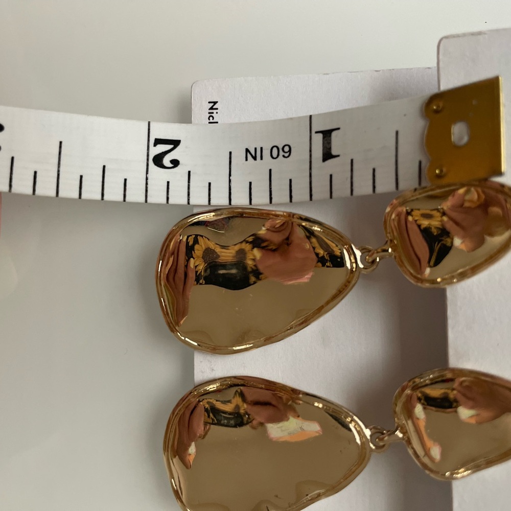 ⭐️NEW Nordstrom Gold Sculptural Drop Earrings - Picture 3 of 5